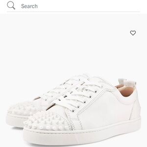 Christian Louboutin

Louis Junior Spikes Sneakers white US 10 EU40